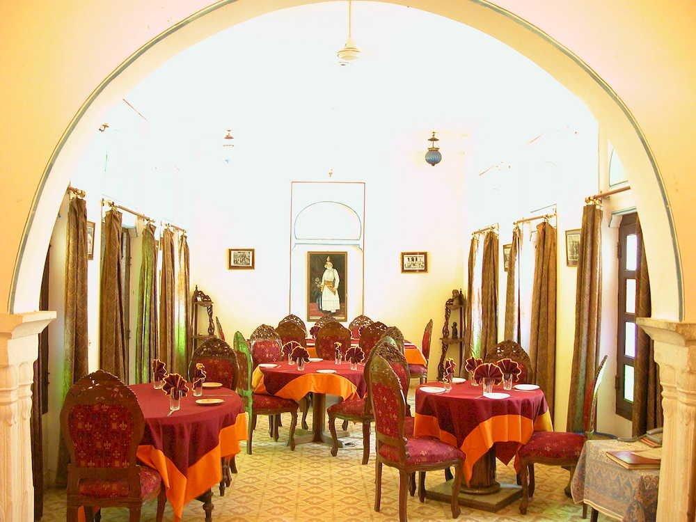 Bassi Fort Palace Chittorgarh Eksteriør bilde