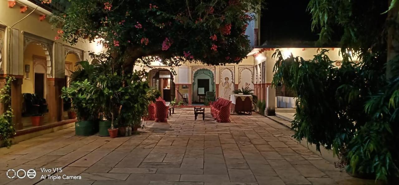 Bassi Fort Palace Chittorgarh Eksteriør bilde
