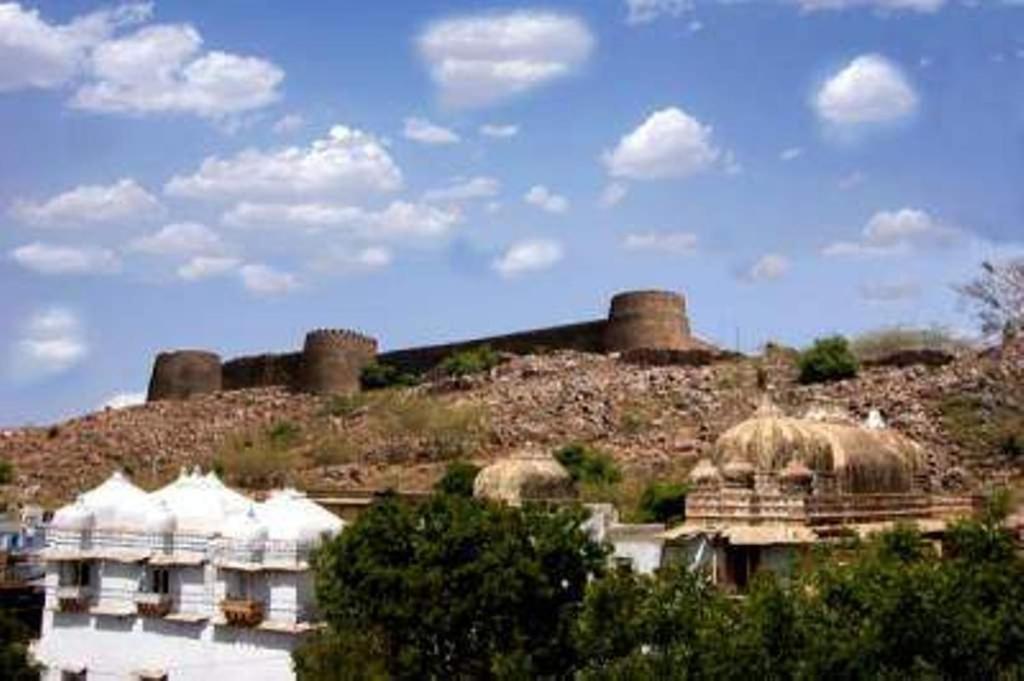 Bassi Fort Palace Chittorgarh Eksteriør bilde