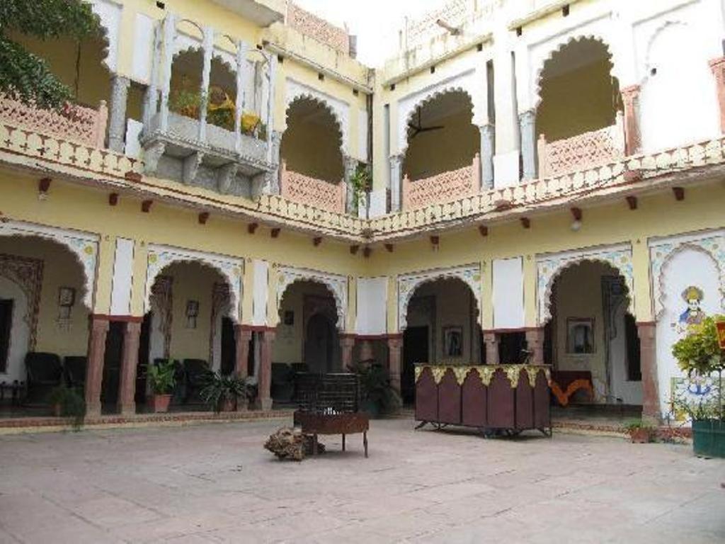 Bassi Fort Palace Chittorgarh Eksteriør bilde