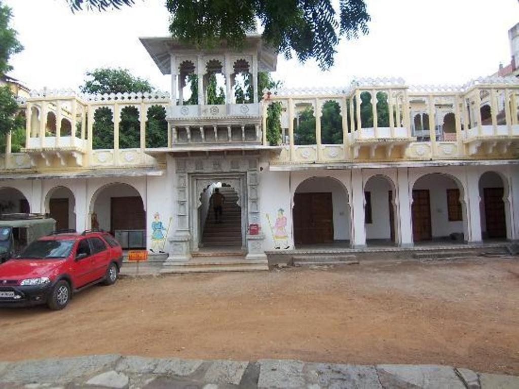 Bassi Fort Palace Chittorgarh Eksteriør bilde